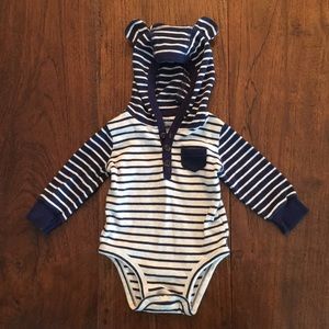 Carter’s Bear Eared hooded shirt